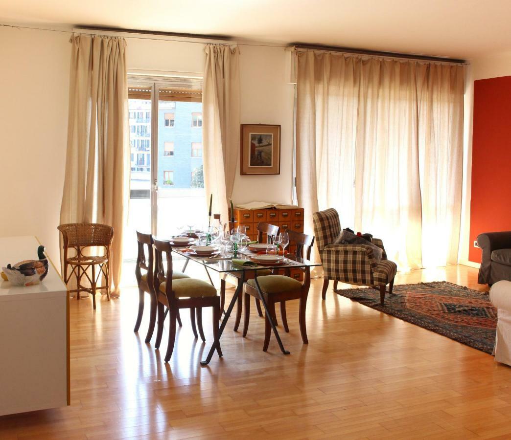 Apartamento Luminous stylish quiet 150m2, Tre Torri Milán Exterior foto
